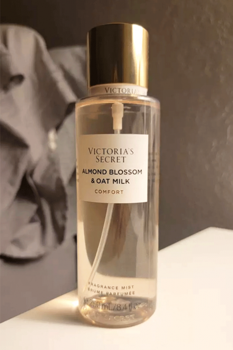 Victoria's Secret Almond Blossom & Oat Milk 250 ml testpermetIVET.HU - A te online butikod.