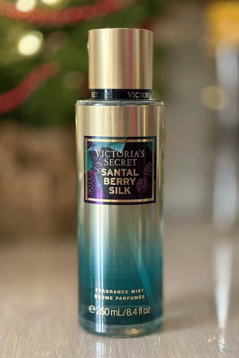 Victoria's Secret Santal Berry Silk 250 ml testpermetIVET.HU - A te online butikod.